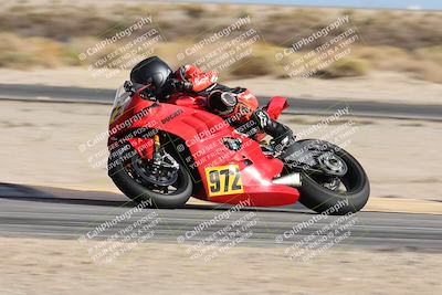 media/Nov-16-2025-Race Pace (Sun) [[8c5fa54630]]/Verified Riders/9-Turn 16 (150pm)/